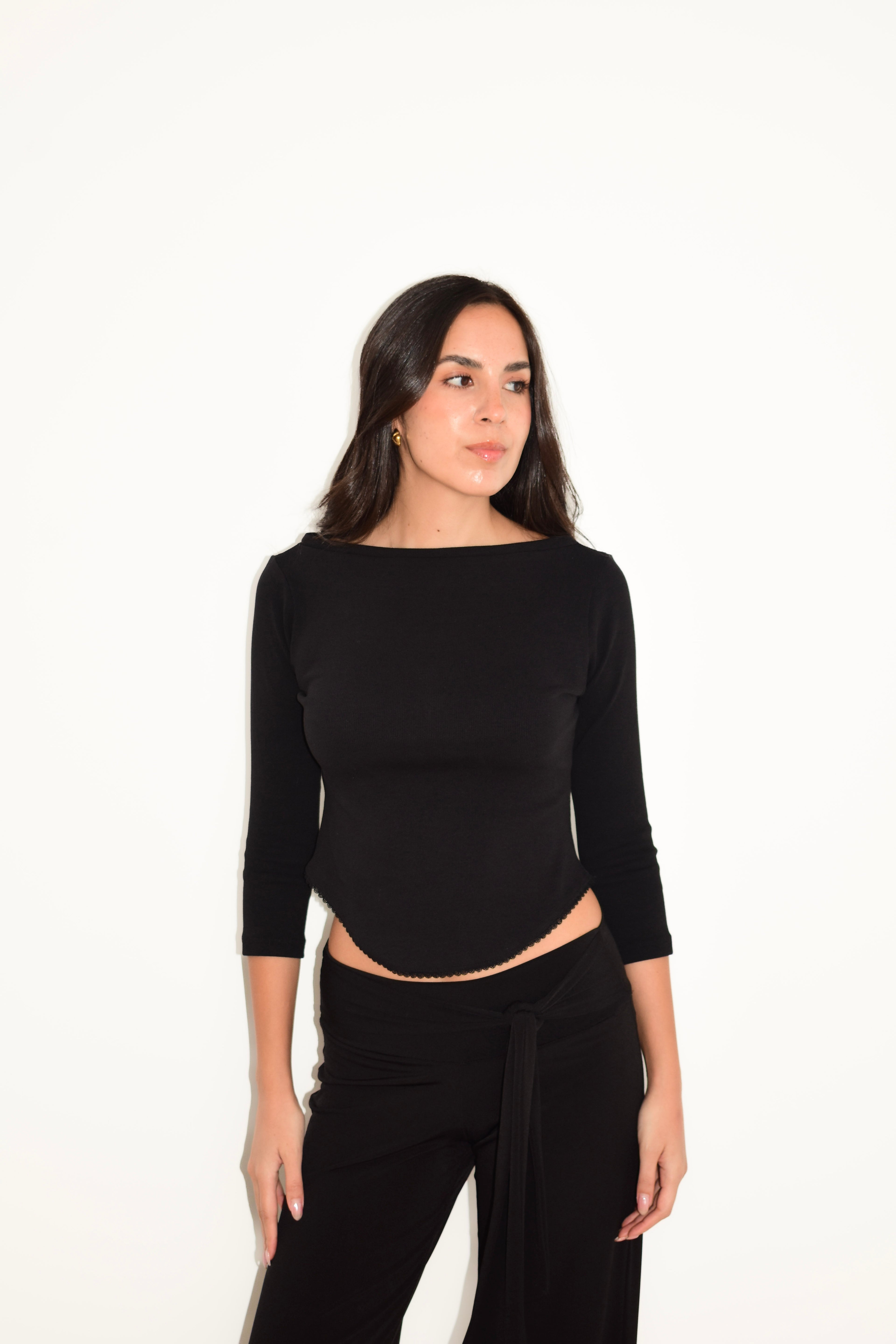 TOP MILA NEGRO
