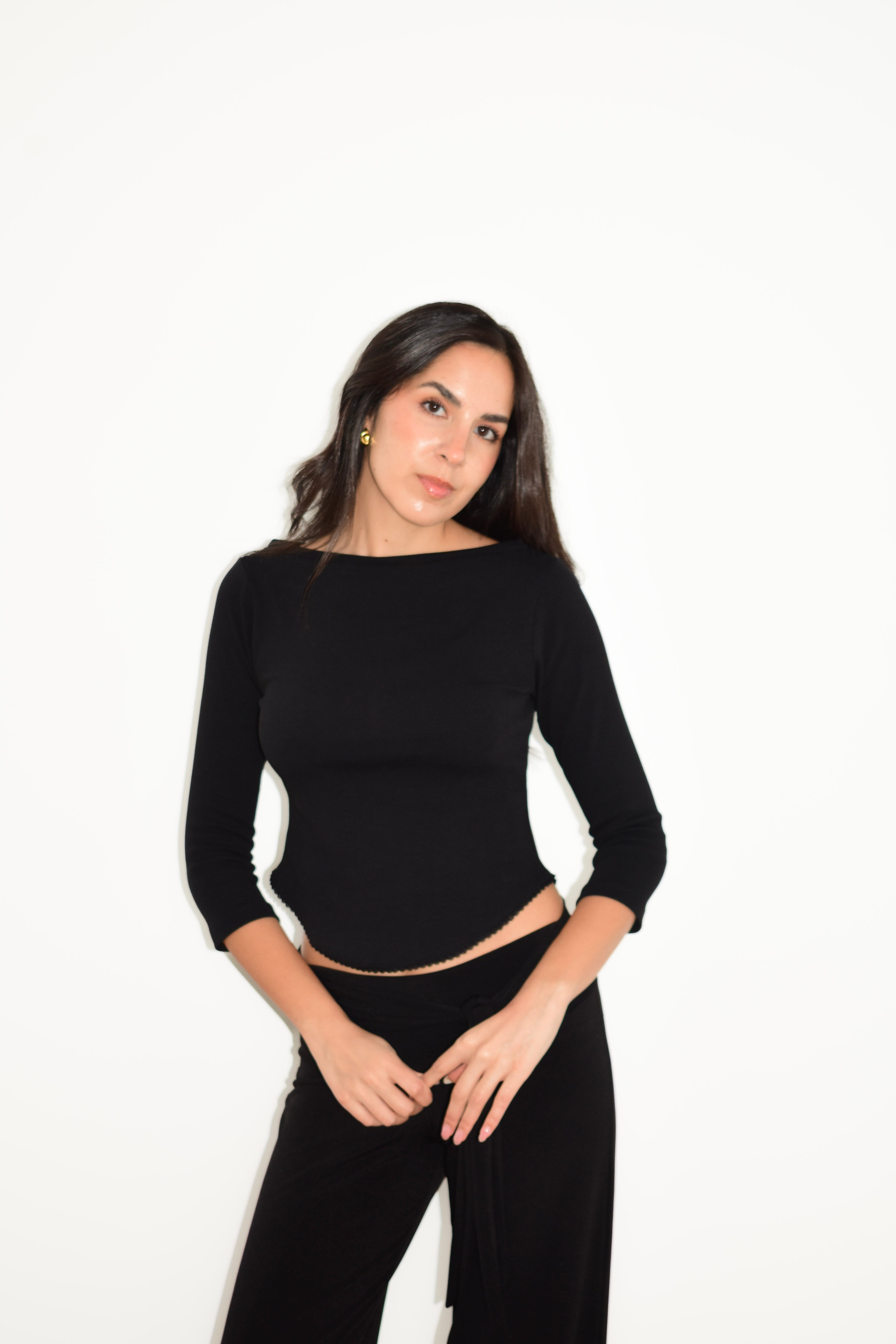 TOP MILA NEGRO