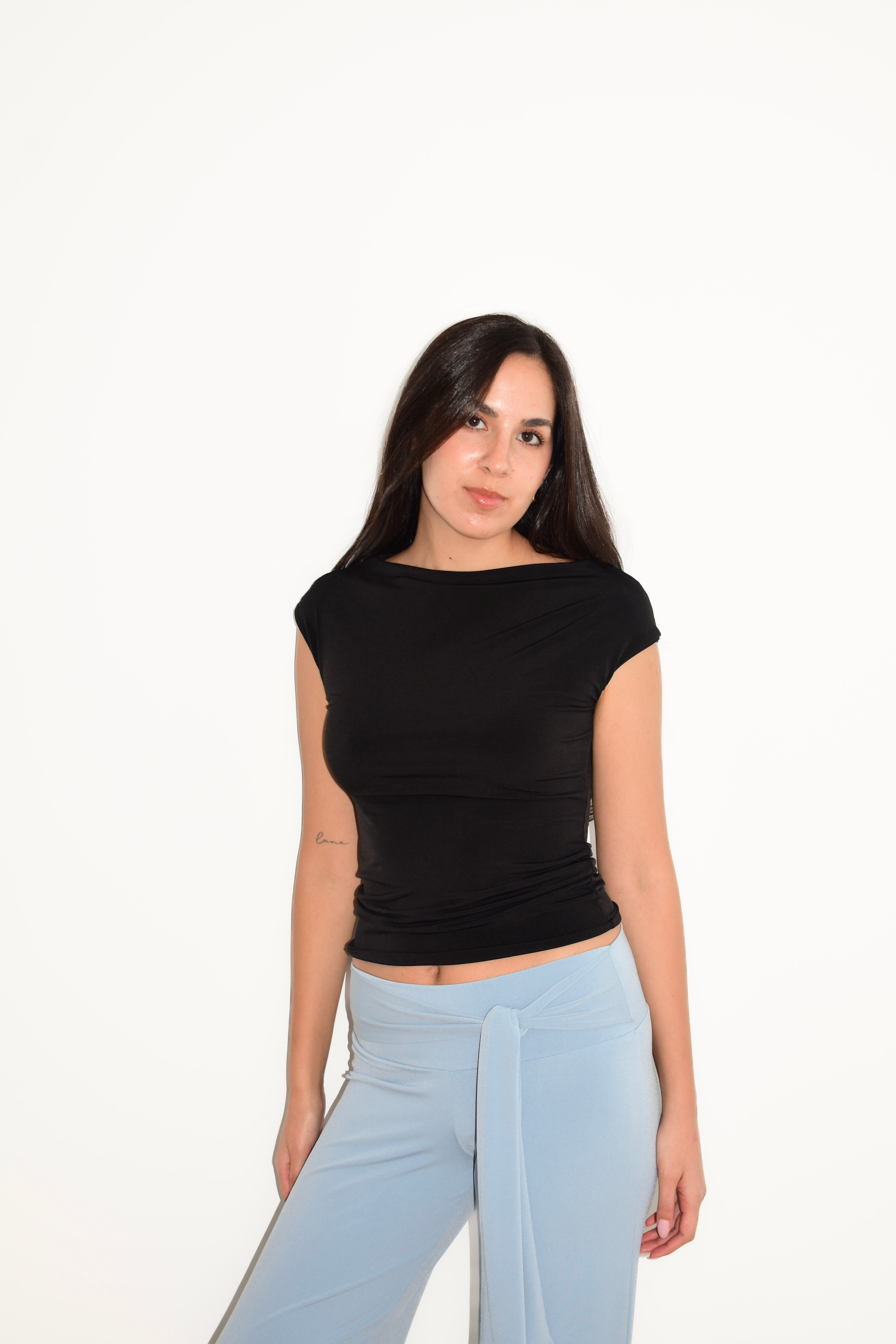 TOP NORA NEGRO